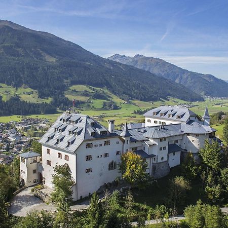 Hotel Schloss Митерзил Екстериор снимка