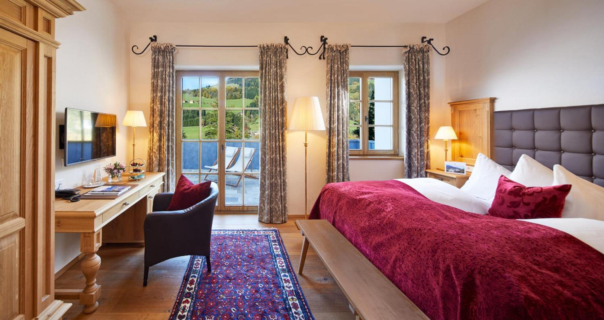 Hotel Schloss Митерзил Екстериор снимка