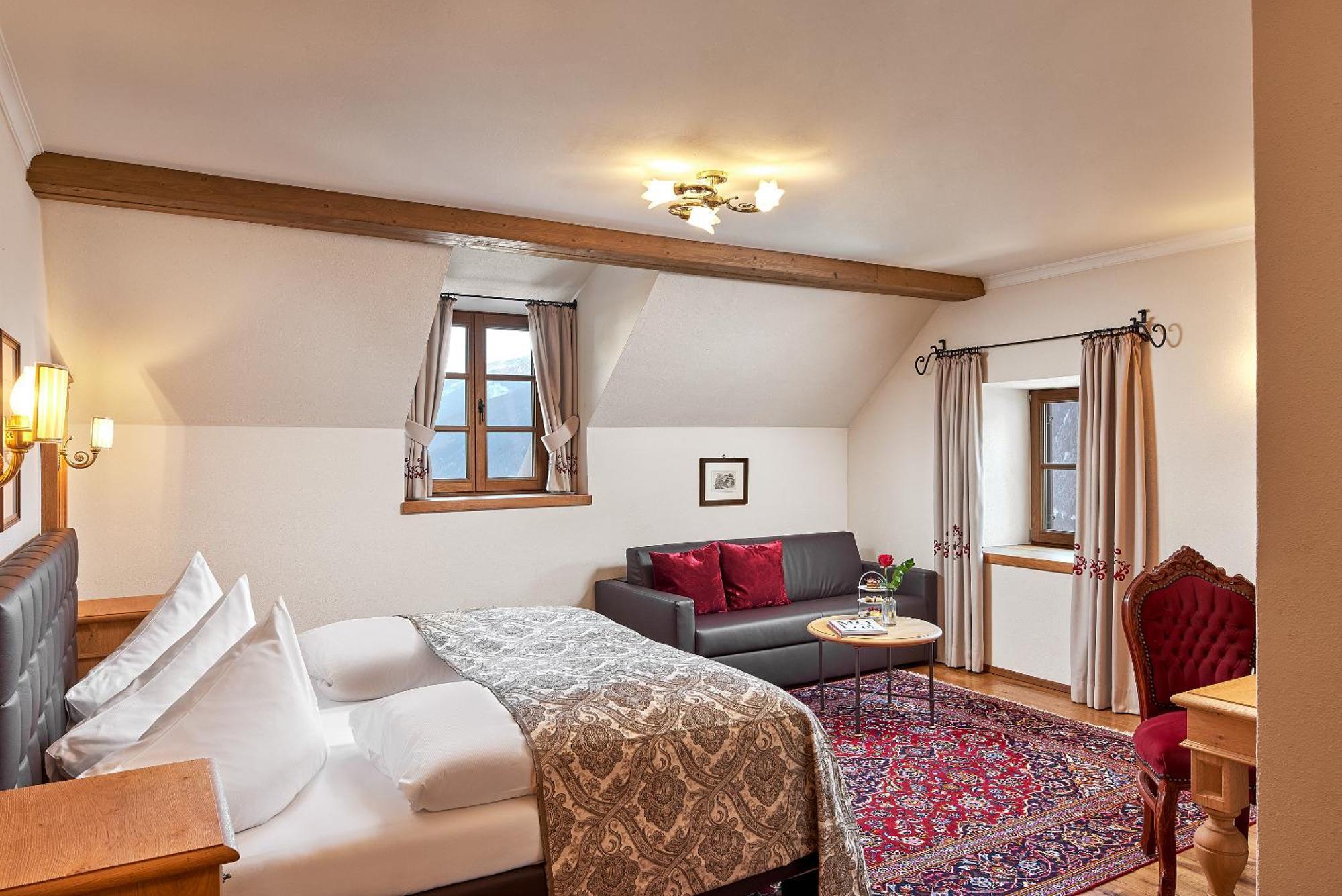 Hotel Schloss Митерзил Стая снимка