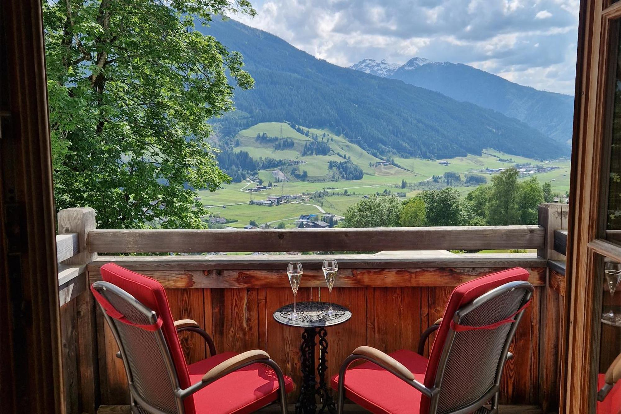 Hotel Schloss Митерзил Стая снимка