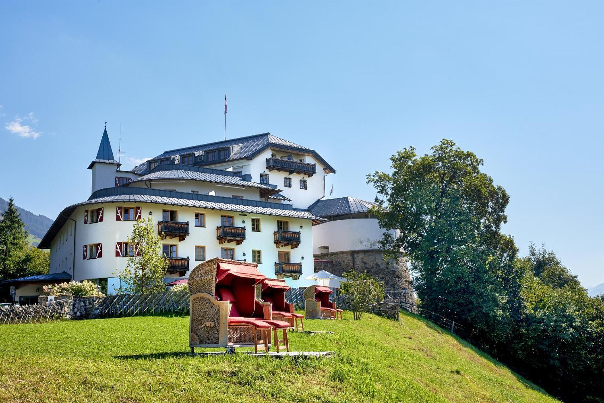 Hotel Schloss Митерзил Екстериор снимка